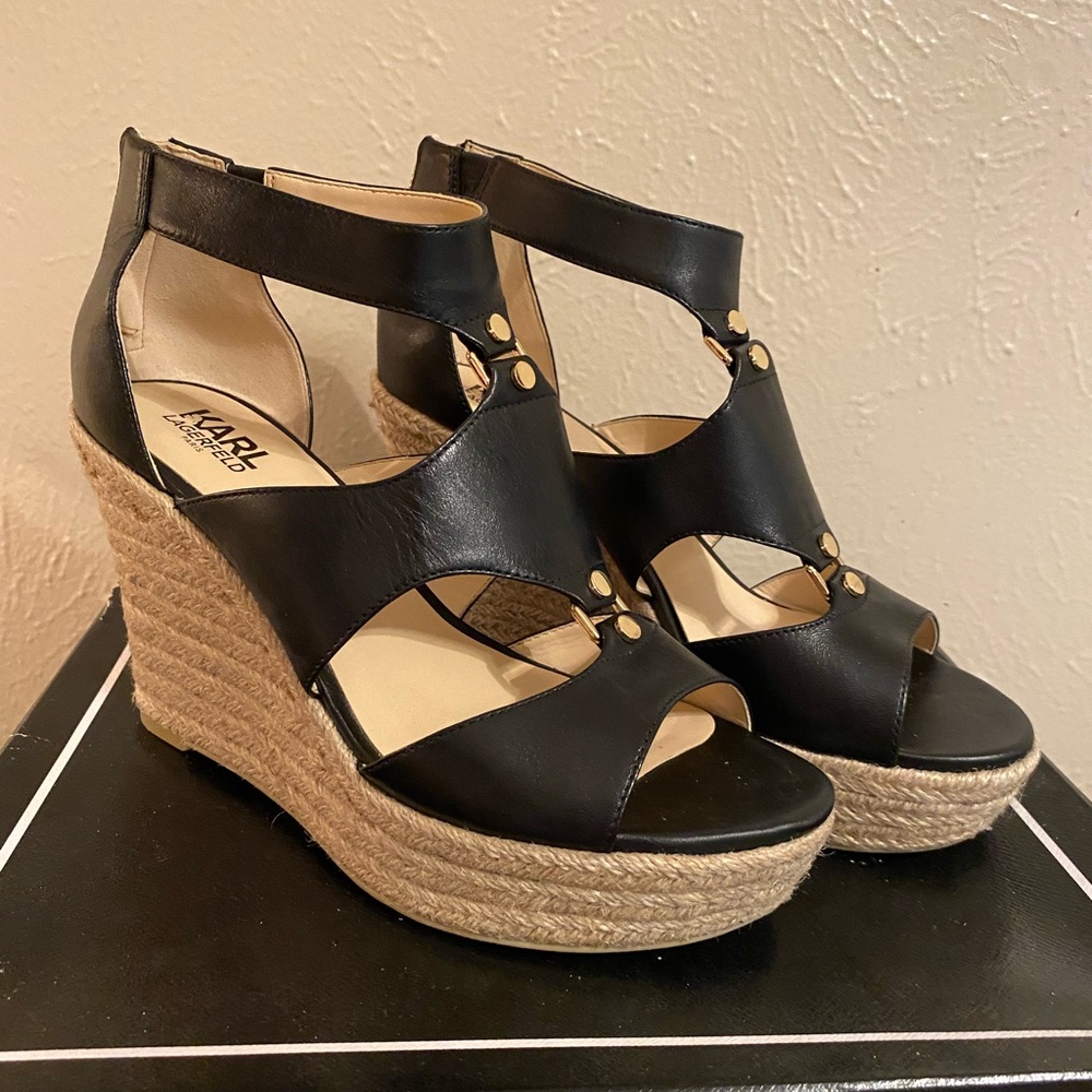 KARL LAGERFELD Paris wedge black leather sandals Sz.9